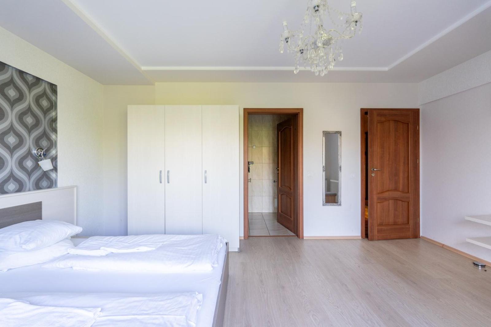 Faraway Aparthotel Near Vienna Airport With Anytime Self Check In Bruck an der Leitha Δωμάτιο φωτογραφία